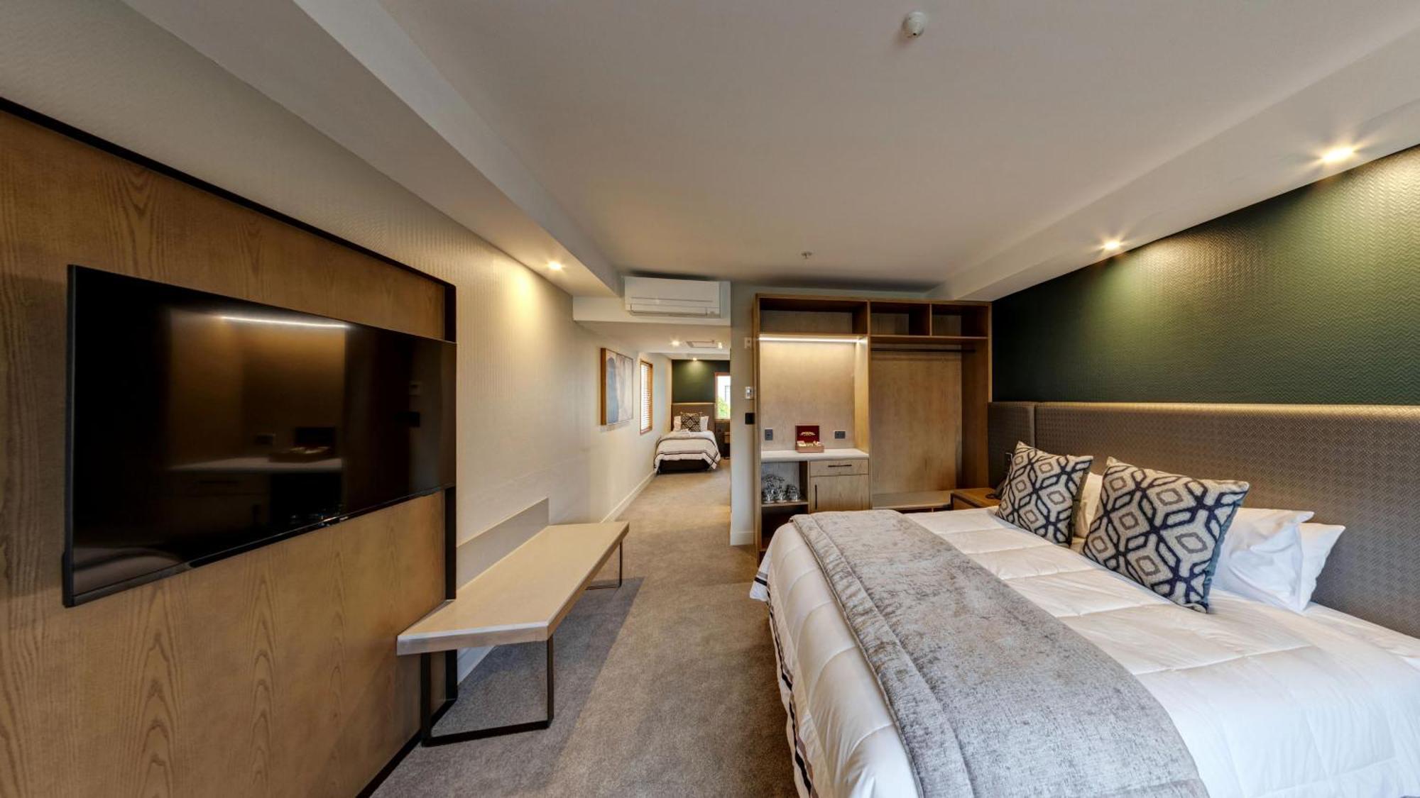 Distinction Luxmore Hotel